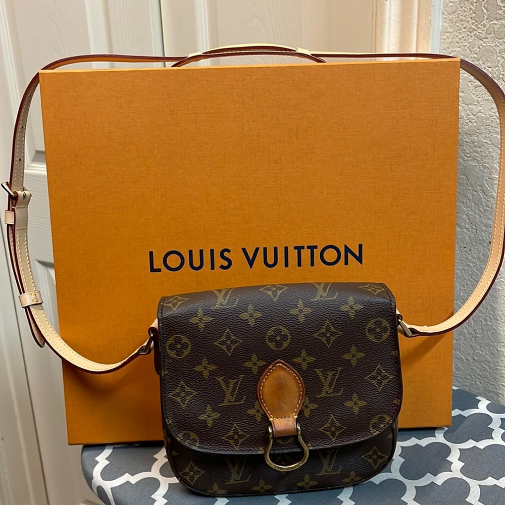 RARE Authentic Louis Vuitton Saint Cloud MM Bag **MADE IN GERMANY**
